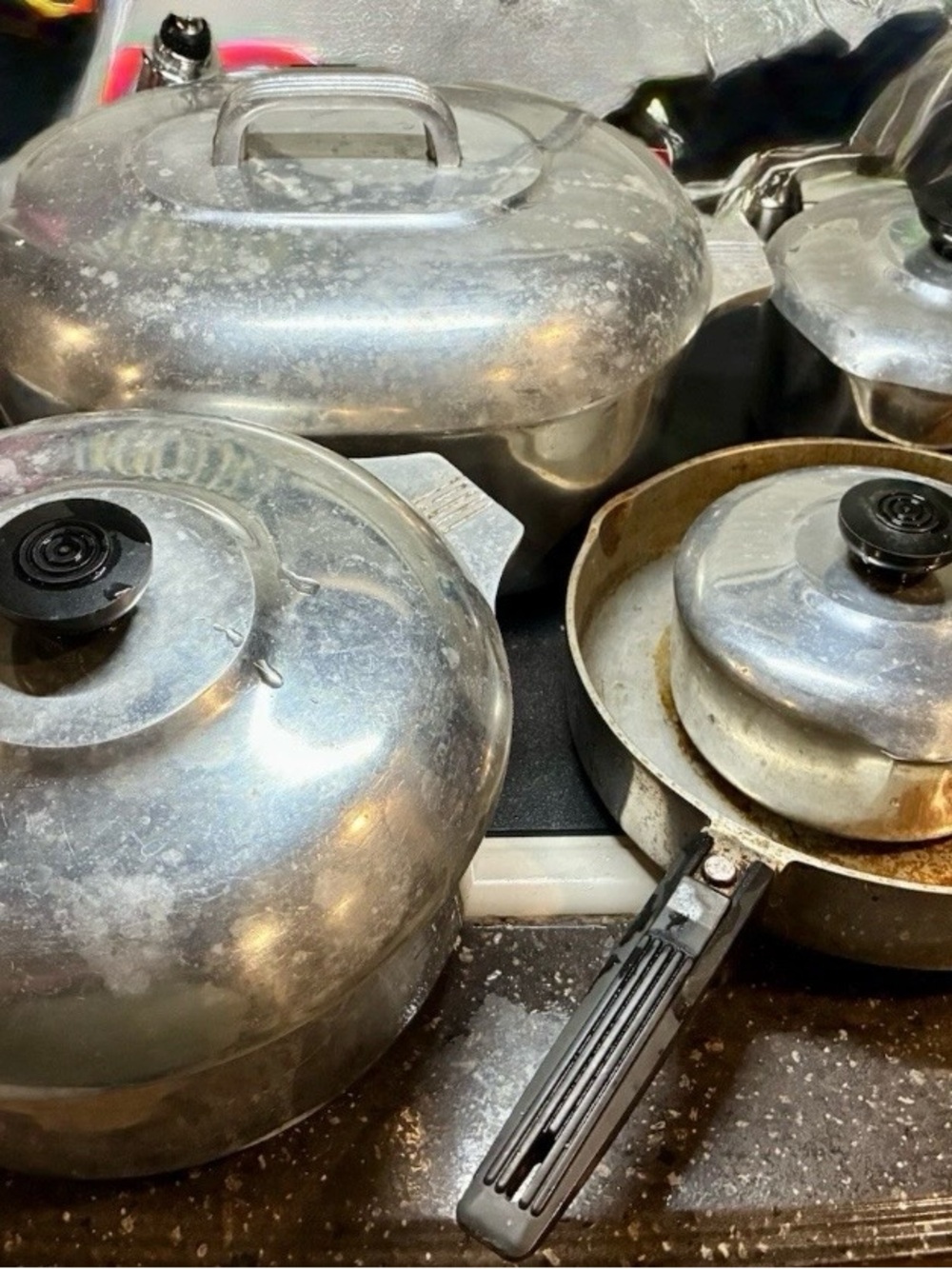 Magnalite Cookware Set w/Trivets